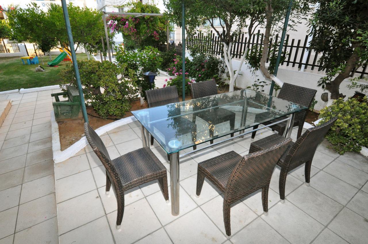 Ocean Village Apartments Agia Pelagia  Bagian luar foto